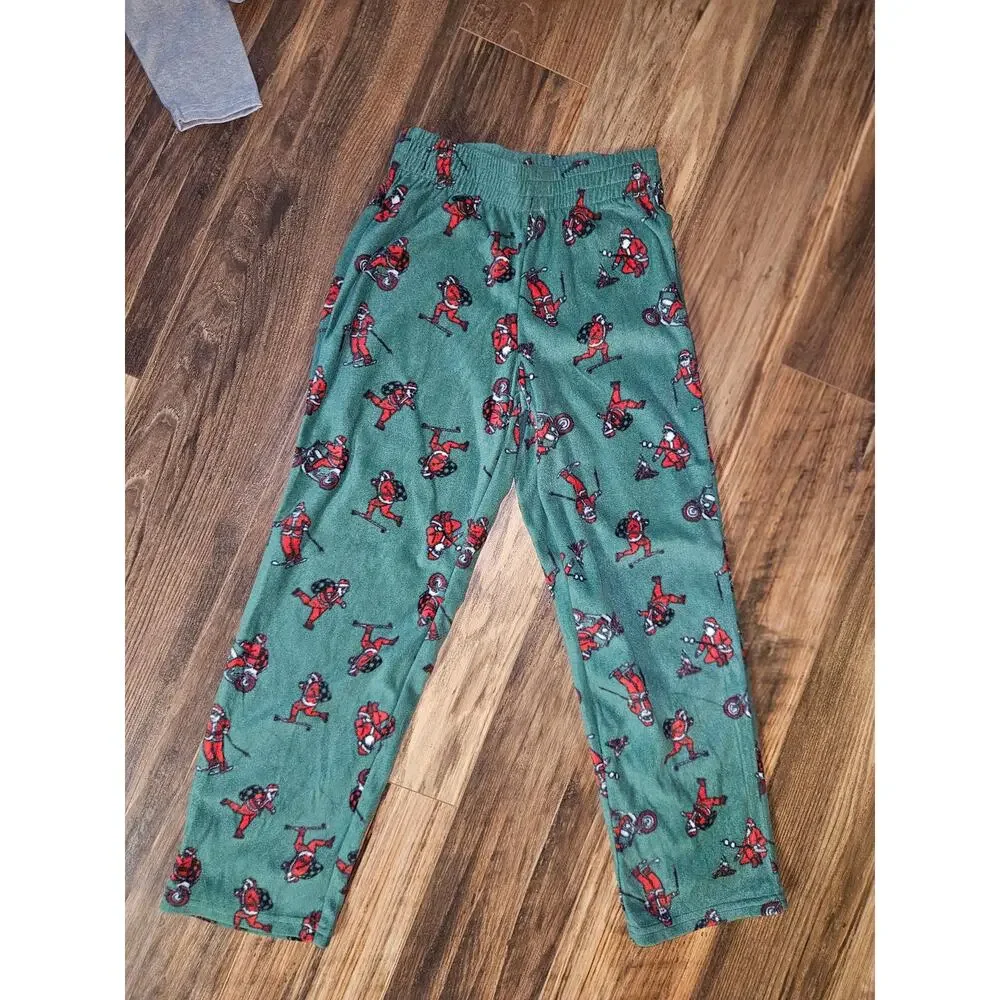 Cat & Jack Boys Long Sleeve Christmas Pajama Set NWT Size S(6/7)